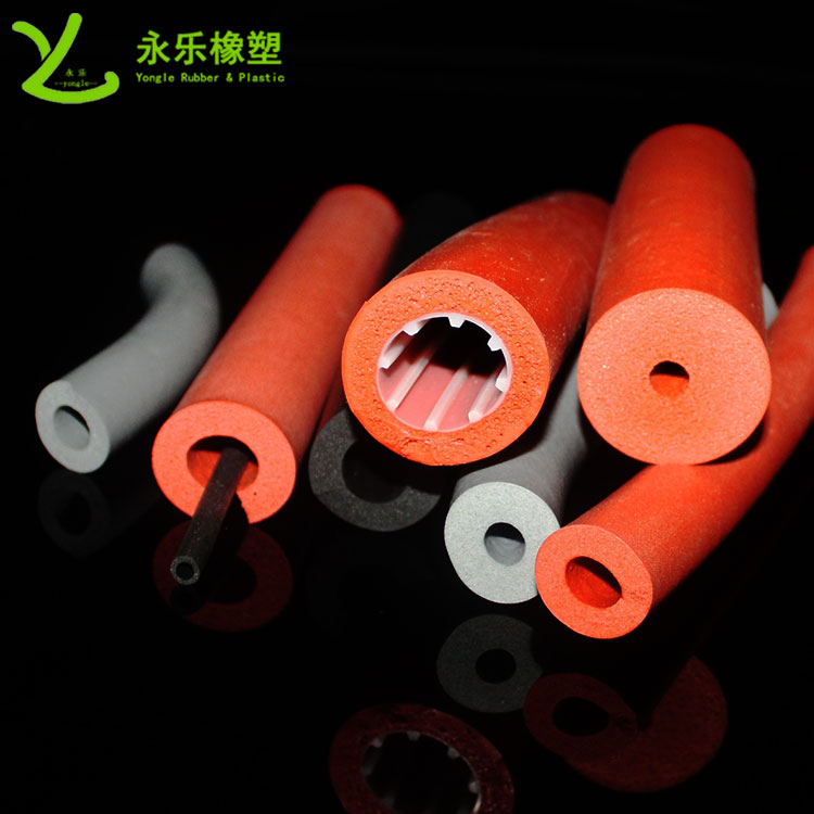 發(fā)泡硅膠管，擠出發(fā)泡硅膠管，耐高溫發(fā)泡硅膠管